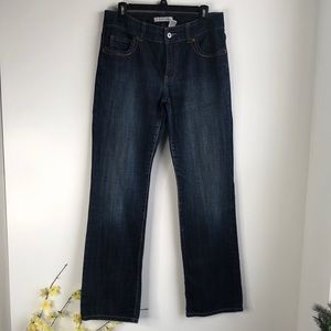 Chico’s Platinum Dayton MR straight leg jeans